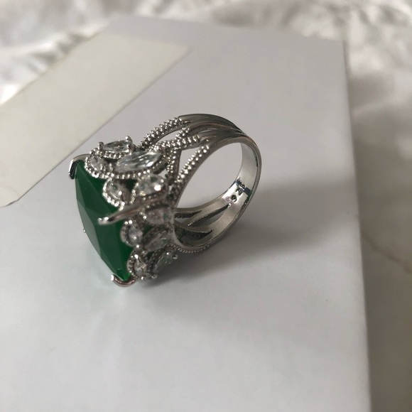 🦚Elegant 925 Silver Ring Green & Clear Stone Sz 9.5🦚 - Picture 11 of 15